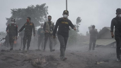 Pemkab Lumajang Tetapkan 14 Hari Masa Tanggap Darurat Erupsi Semeru