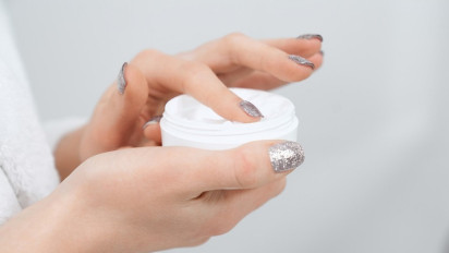 7 Manfaat Tabir Surya Untuk Kecantikan, Ternyata Mampu Mencegah Risiko Kanker Kulit!