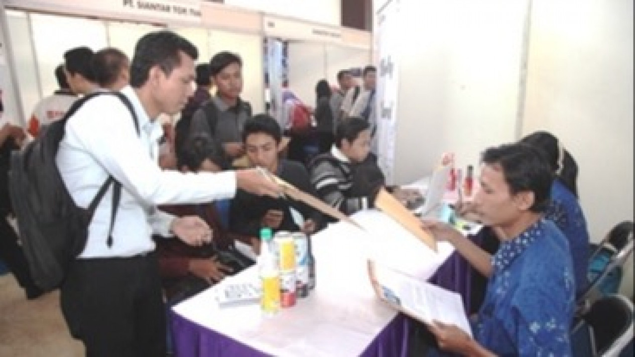 Yuk, Datang ke Bursa Kerja Assik: Ada 1.318 Lowongan dari 46 Perusahaan di Surabaya
            - galeri foto