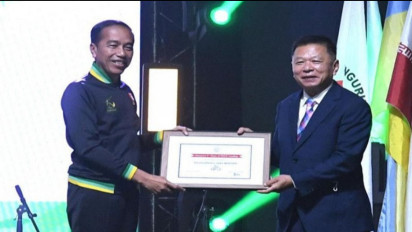 Presiden Joko Widodo Terima Penghargaan Tertinggi Honorary 9th Duan of The International Wushu Federation