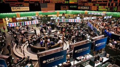 Harga Emas Anjlok Sebesar 28,30 Dolar, Terseret Oleh "Greenback" yang Lebih Kuat