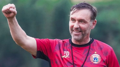 Thomas Doll: Semua Orang Bisa Pilih, Mau Nonton Piala Dunia atau Liga 1