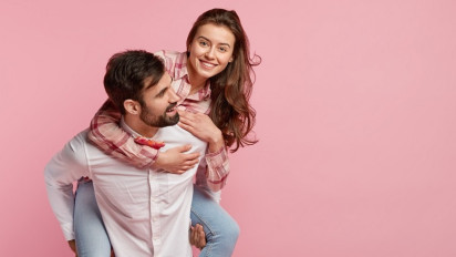 Ramalan Cinta Zodiak 4 Februari 2026: Aries, Taurus, Gemini, Cancer, hingga Pisces