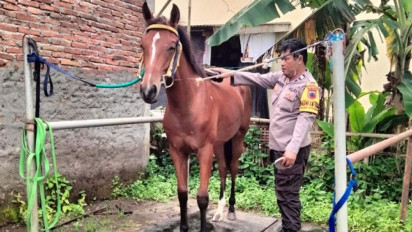 Ini Sosok Aiptu Warsito, Polisi yang Jadi Kusir Pernikahan Kaesang-Erina