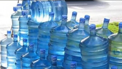 Lembaga Nirlaba Sebut Penggunaan Galon Berbahan PET Lebih Aman Dibanding Galon Isi Ulang