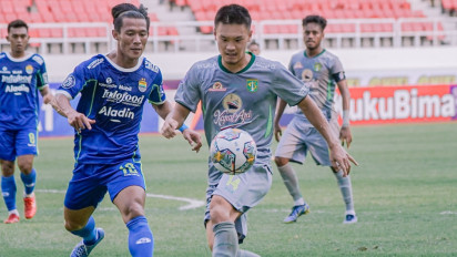 Kalah 2-1 dari Persib Bandung, Aji Santoso Sebut Permasalahan di Lini Belakang Persebaya Surabaya