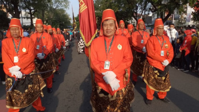 Jalur Kirab Kaesang-Erina Sudah Steril Kendaraan Sejak Pagi, Car Free Day Tetap Buka