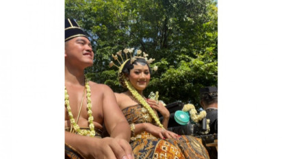 Gagal Fokus! Kaesang Pangarep Malah Mengeluhkan Hal Ini Saat Jalani Kirab Pengantin Bersama Erina!