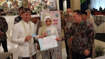 Pengantin di Kota Tasikmalaya Bisa Langsung Dapat KTP dan KK Berstatus Suami Istri Usai Akad