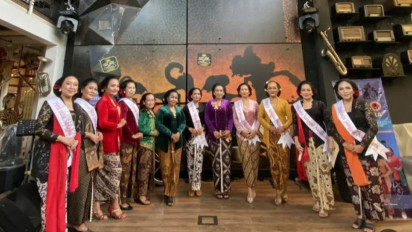 Komunitas Pencinta Sanggul Nusantara (PSN) Tampil Menawan Dukung Kebaya Goes To Unesco