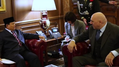 Prabowo Subianto Bahas Modernisasi Alutsista Dengan Menhan Italia di Roma