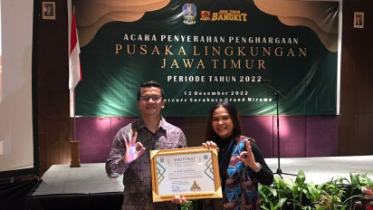 Kinerja Lingkungan Memuaskan, DLH Jatim Serahkan Penghargaan Pusaka Terbina Utama Pada Operator Tambang Emas Banyuwangi