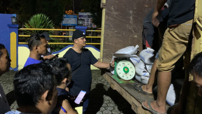 Polisi dan Petugas PT. Timah Tangkap 8 Ton Pasir Timah Ilegal Bernilai Miliaran Rupiah