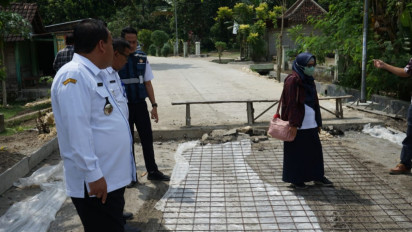 Penerbangan Bandara Ngloram akan Dibuka Januari, Bupati Blora Sidak Pembangunan Jalan Menuju Bandara