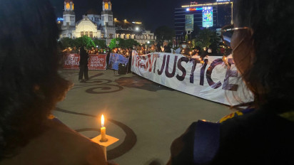 Tuntut Keadilan Untuk Iwan Boedi, Ratusan Orang Gelar Aksi Lilin di Tugu Muda