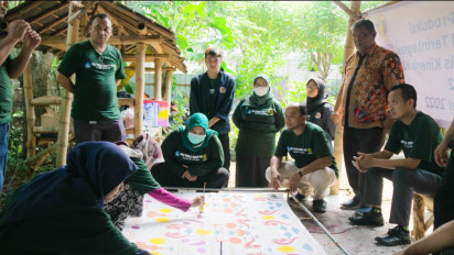 Pelaku UKM Dituntut Naik Kelas di Era Digital, Tim Pengabdi STIESIA Surabaya Turun Tangan Lakukan Pengabdian