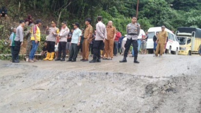 Polres Tapanuli Selatan Tutup Sementara Jalur Batu Jomba Untuk Kendaraan Roda 6 ke Atas