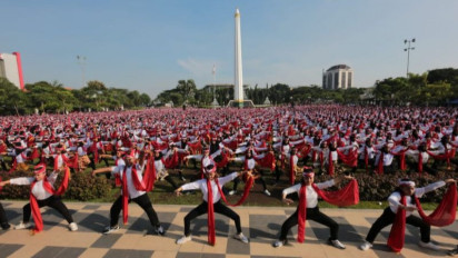 65.946 Pelajar SD-SMP Menari Remo di Surabaya, Pecahkan Rekor MURI