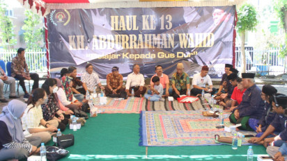 Peringati Haul Gus Dur ke 13, PWI Jombang Tetapkan Gus Dur sebagai Pahlawan Rakyat