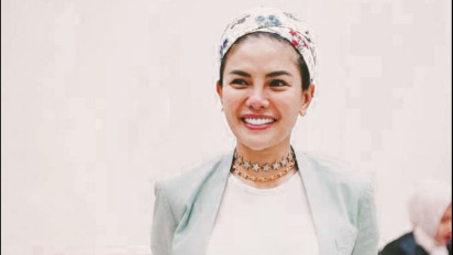 Nikita Mirzani Ngamuk, Dorong Mic dan Berkas Berhamburan Saat Sidang, Nyai: Dia Mah Tukang Bohong