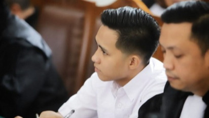 Soal Senjata Laras Panjang, Febri Diansyah Sebut Kesaksian Bharada E Terbantahkan dengan CCTV