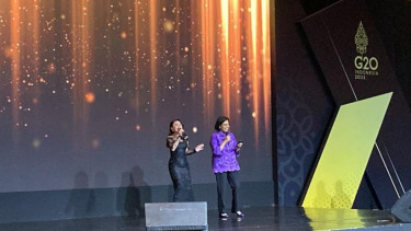 Rossa Ajak Duet Menteri Keuangan Sri Mulyani Nyanyi Bareng di Acara Apresiasi Sukses Presidensi G20
