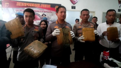 Polresta Bandung Amankan 6 Kilogram Ganja yang Dikubur dalam Tanah dari Tangan Seorang Bandar