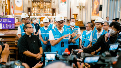 Dirut PLN Tinjau Langsung Kesiapan Pasokan Listrik Siaga Nataru di Gereja Katedral Jakarta