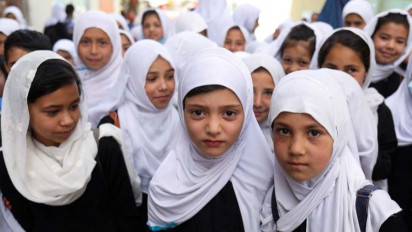 Taliban Melarang Perempuan untuk Kuliah. Turki Sampaikan Keprihatinan