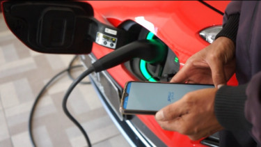 Cara Lengkap Cari POM Listrik lewat PLN Mobile, Liburan Pakai Mobil Listrik makin Asyik