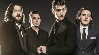 Lirik Lagu Arctic Monkeys - R U Mine?