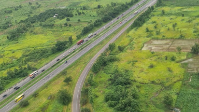 H-2 Jelang Natal, Polri Pantau dari Udara: Tol Cipali Ramai Lancar
