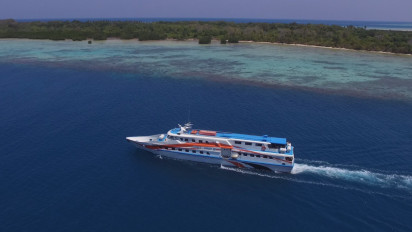 BMKG Semarang Ingatkan Gelombang Tinggi, Kapal Penyeberangan Distop, Ratusan Wisatawan Terjebak di Karimunjawa