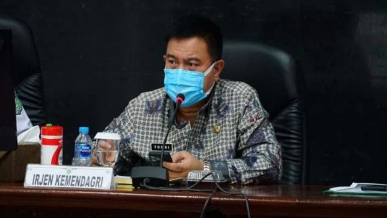 Satu-satunya Jenderal Bintang 3 yang Dimutasi Kapolri, Berikut Profil Singkat Komjen Tomsi Tohir
            - galeri foto