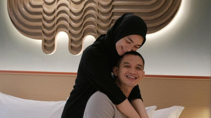 Rezky Aditya Diduga Buat Video Mesum, Citra Kirana Malah Unggah Foto Suaminya Sedang Begini