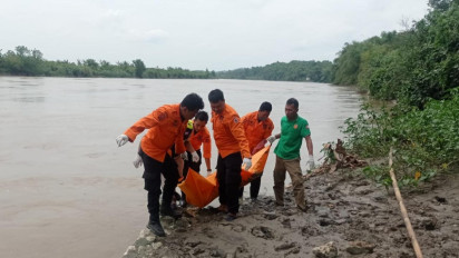 Geger! Warga Bojonegoro Temukan Sesosok Mayat Pria Mengapung di Sungai Bengawan Solo