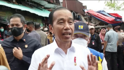 Jokowi Tegaskan Larangan Jual Rokok Batangan demi Kesehatan