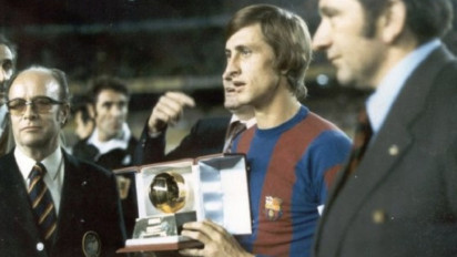 Tanggal Ini Dalam Olahraga: 31 Desember 1974, Johan Cruyff Cetak Hat-trick Ballon d’Or