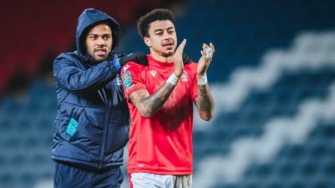 Top 3 Bola 23 Januari 2026: Gaji Jesse Lingard di Persib Bandung, Thom Haye Gigit Jari, hingga Al Nassr Bangkit