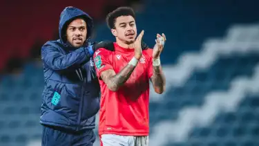 Top 3 Bola 23 Januari 2026: Gaji Jesse Lingard di Persib Bandung, Thom Haye Gigit Jari, hingga Al Nassr Bangkit