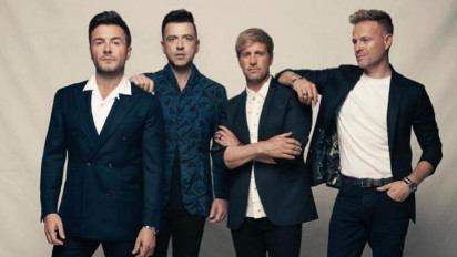 Lirik Lagu Westlife - Fool Again