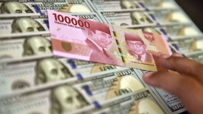 Pembukaan Rupiah Hari Ini, Melemah Dipicu Sentimen Hawkish The Fed