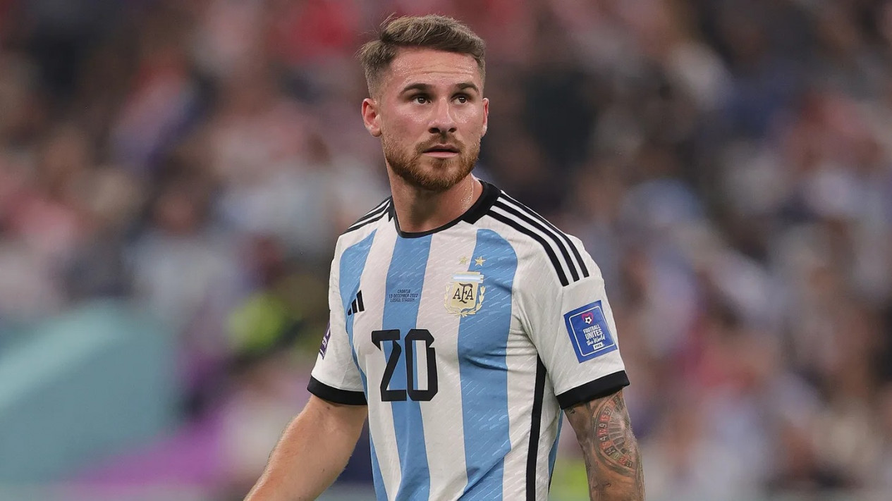 Juventus Ingin Tukar Weston McKennie dengan Mac Allister
            - galeri foto