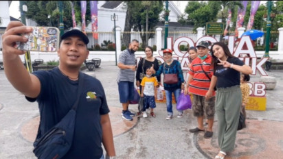 Tak Hanya Malioboro, Wisatawan Ramai Kunjungi Tempat Pameran Seni Hingga Kuliner Lokal Yogyakarta