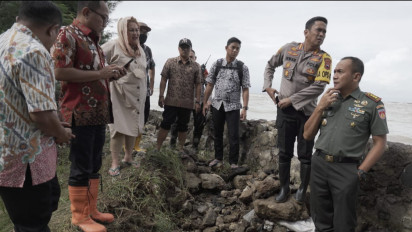 Pemkot Semarang Bakal Atensi Penanganan Tanggul Laut Kawasan Pantai Marina yang Jebol