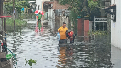 Pekalongan Dilanda Banjir, Ratusan Warga Mengungsi