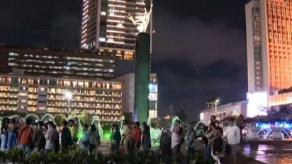 Puncak Malam Tahun Baru 2023, Warga Mulai Padati Bundaran HI DKI Jakarta