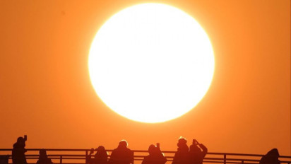 Daftar Tradisi Unik Sambut Tahun Baru, di Chili Tradisinya Seram