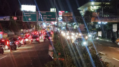 Jalur Puncak Ramai Lancar di Malam Terakhir Libur Tahun Baru
