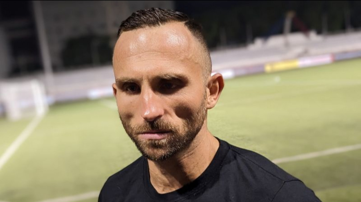 Spaso Mengaku Rindu Keluarga Menjelang Partai Penting Timnas Indonesia Melawan Filipina di Piala AFF 2022
            - galeri foto